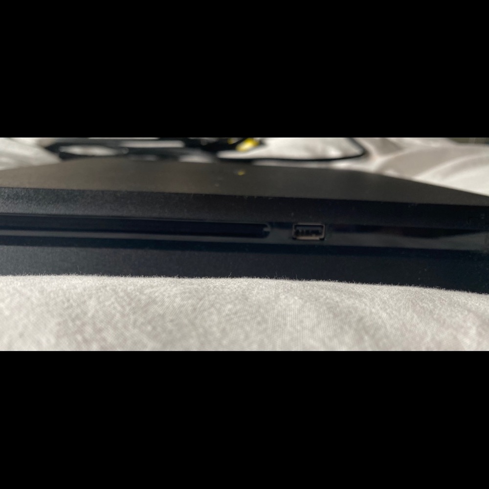 PS4 - Picture 11 of 13
